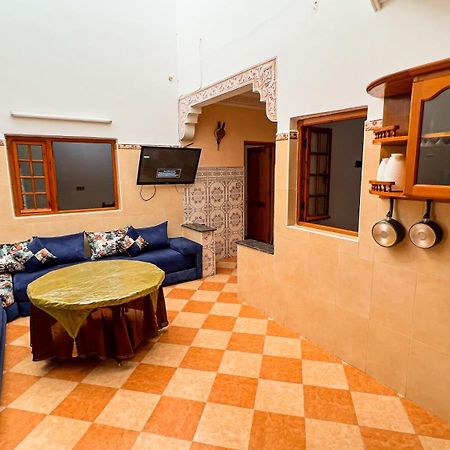 Dar Haut De Gamme Et A Un Prix Imaginaire Hostcom For Families Only Oujda Exterior photo