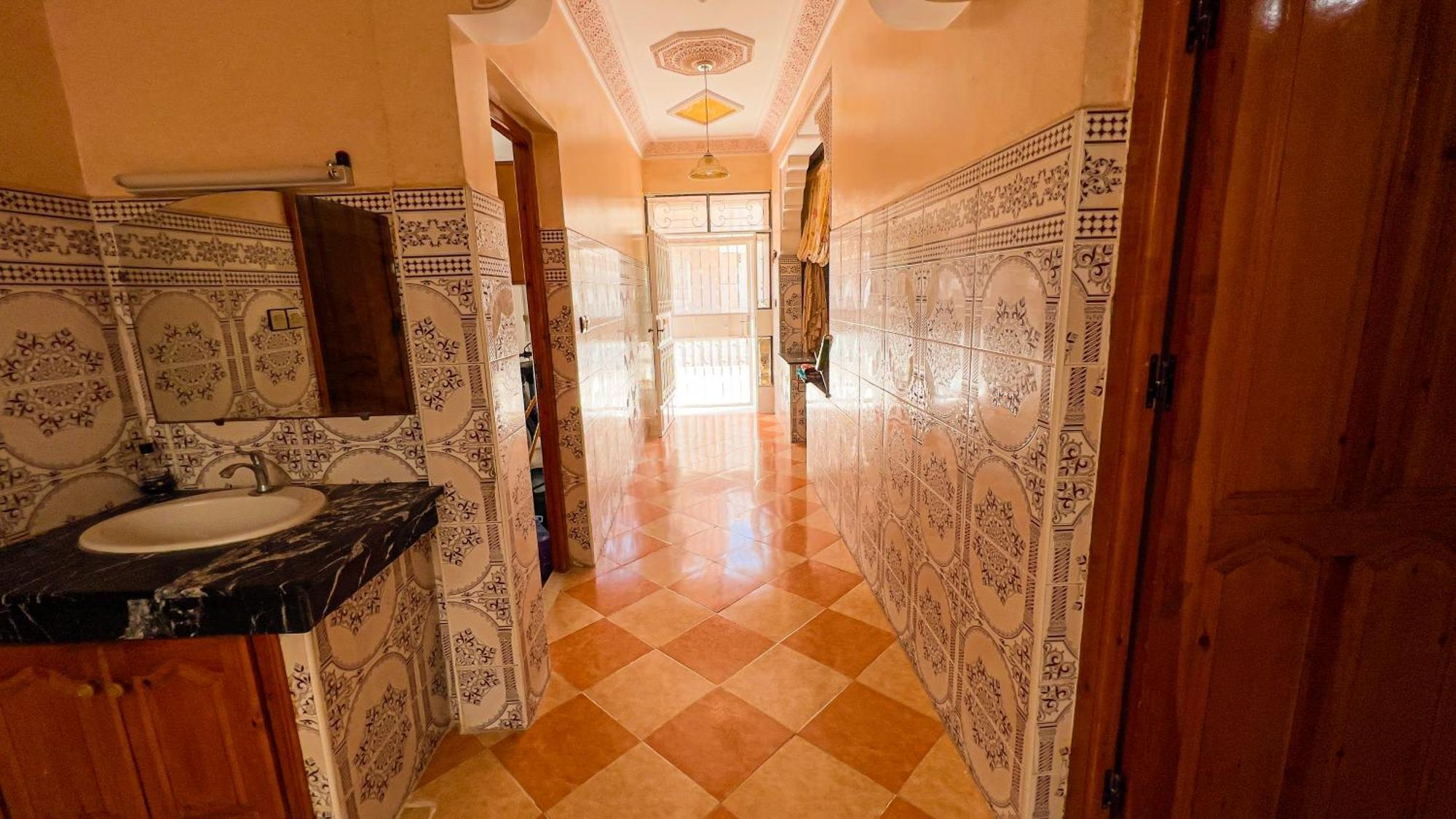 Dar Haut De Gamme Et A Un Prix Imaginaire Hostcom For Families Only Oujda Exterior photo